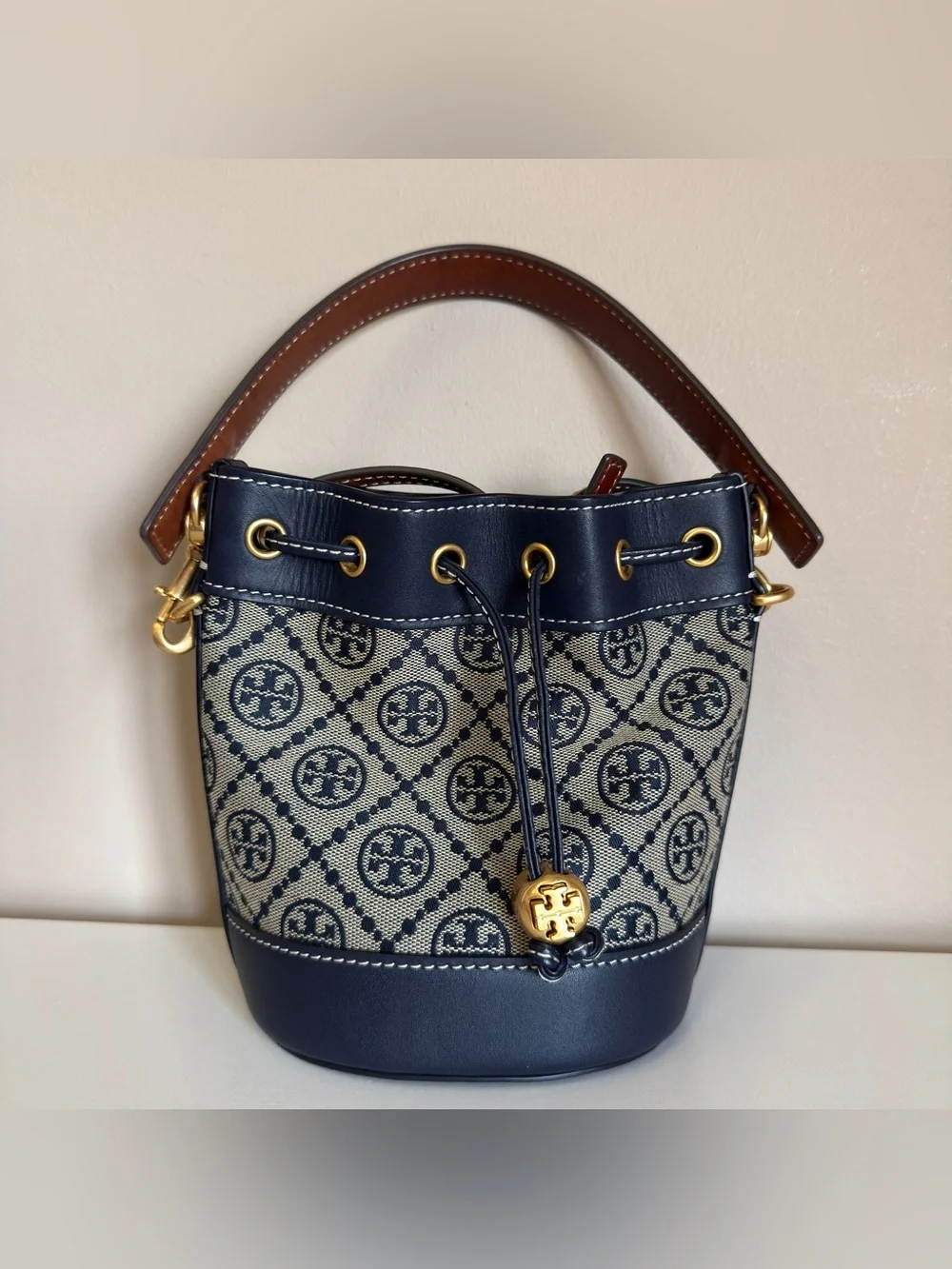 Tory Burch mini Bucket Bag-used